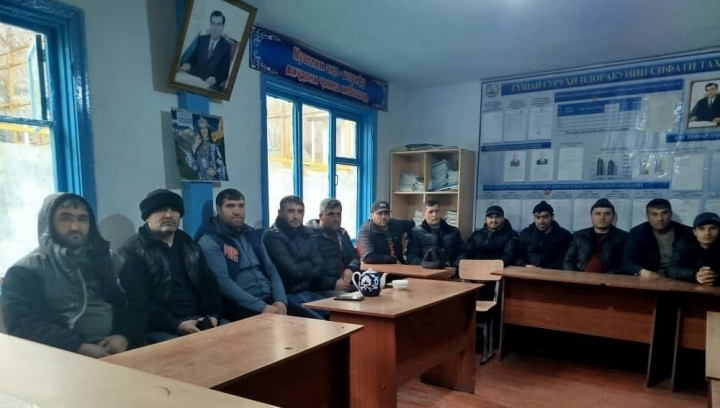 БАРГУЗОРИИ ВОХӮРИИ ГУРӮҲИ КОРИ ТАРҒИБОТӢ- ТАШВИҚОТӢ БО УСУЛИ "ДЕҲА БА ДЕҲА" ВА "МАҲАЛ БА МАҲАЛ" ДАР НОҲИЯИ ДАРВОЗ